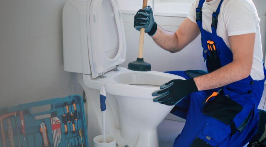 Expert burst pipe repair services in Grelton, OH